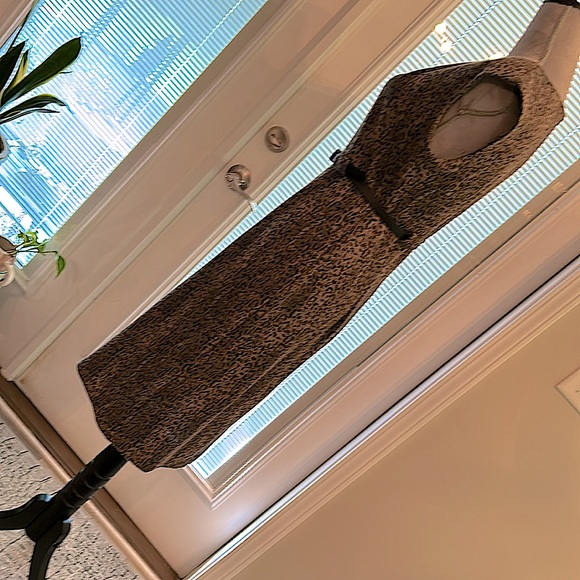 Connected Apparel Belted Dress - Size 8 - Invisible Zipper - Leopard Print - Picture 3 of 8